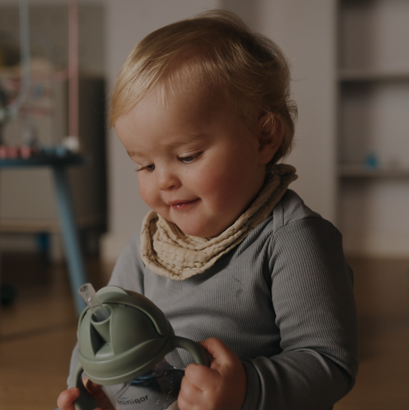 Mininor - Straw Bottle Tritan 220ml Willow Green