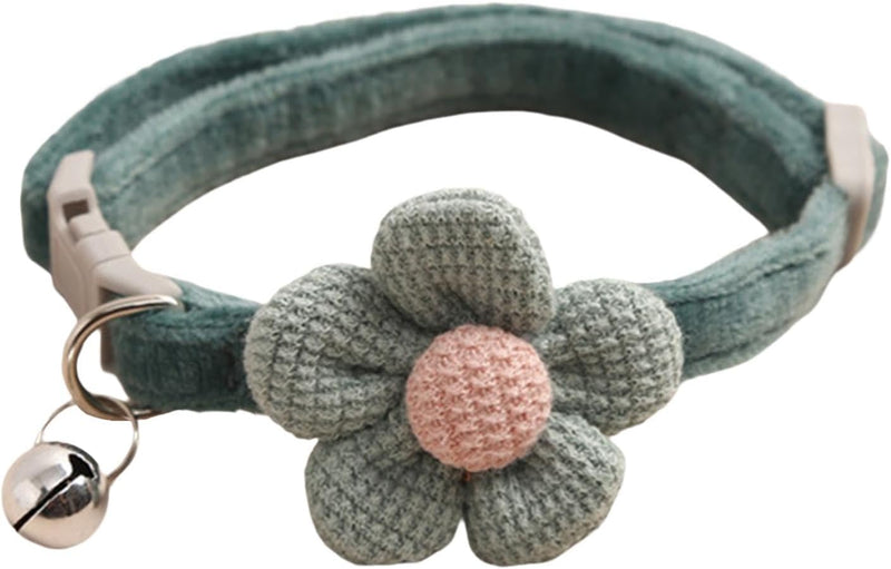 Cozy Blossom Plush Collar (Available colors - White & Green)