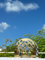 Golden acrylic tissue holder – elegant Ramadan decor, perfect for home or gifting.