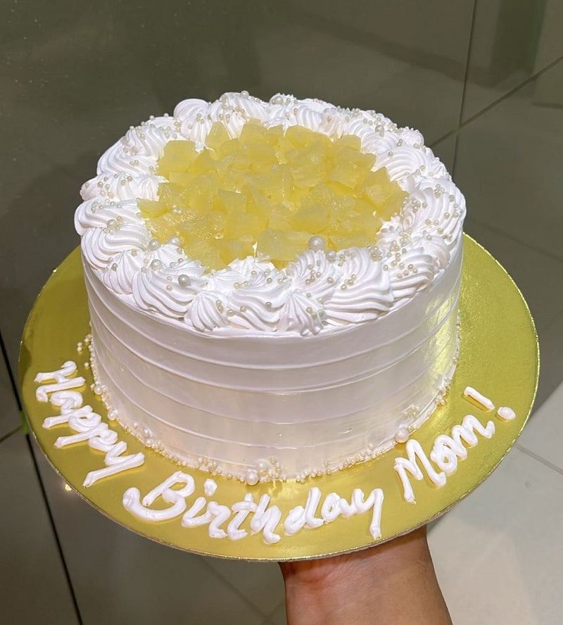 FRESH FRUIT CAKE - PINEAPPLE