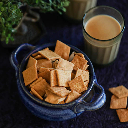 Baked Sakkarpara (100g)