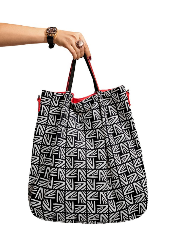 Anni Teriani  Tote Bag “W&B”