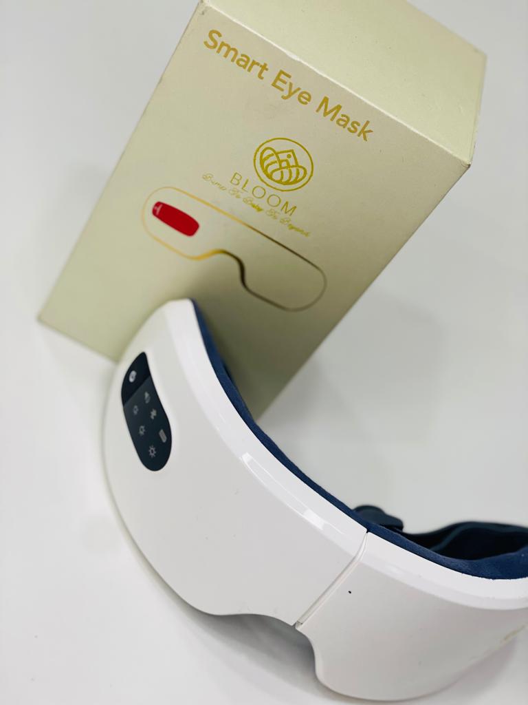 Eye massager