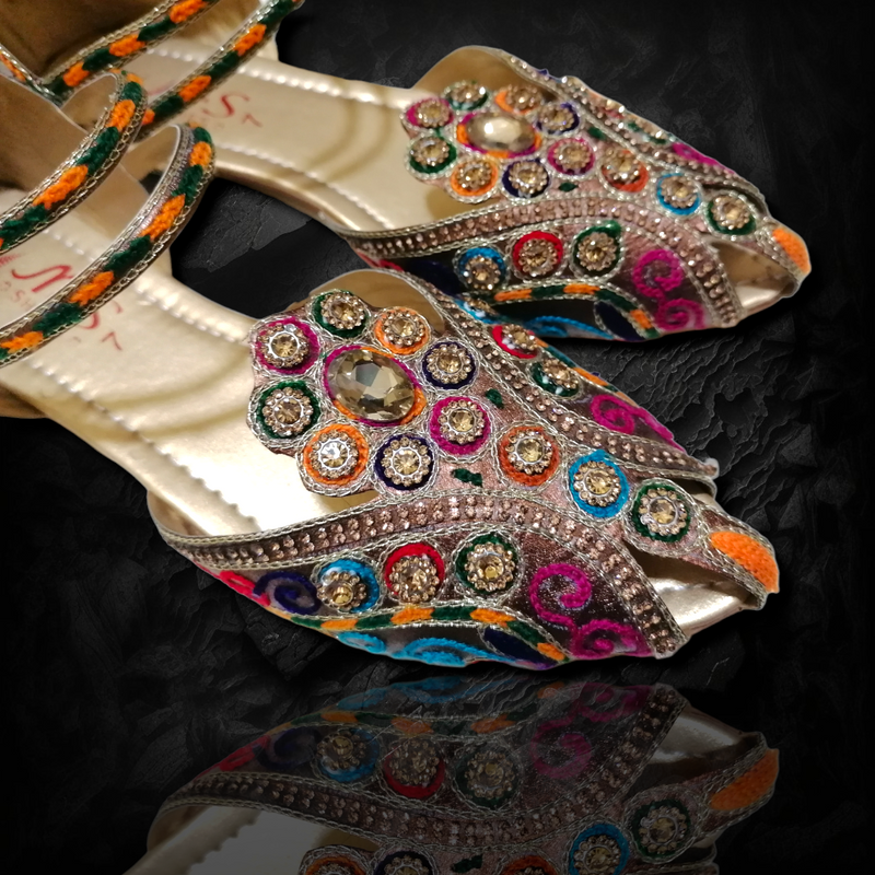 Intricate Hand crafted Sandal JahanAra